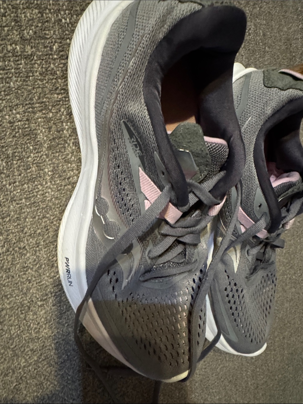 Saucony Women's Gray Running Sneakers - Lightweight Comfort